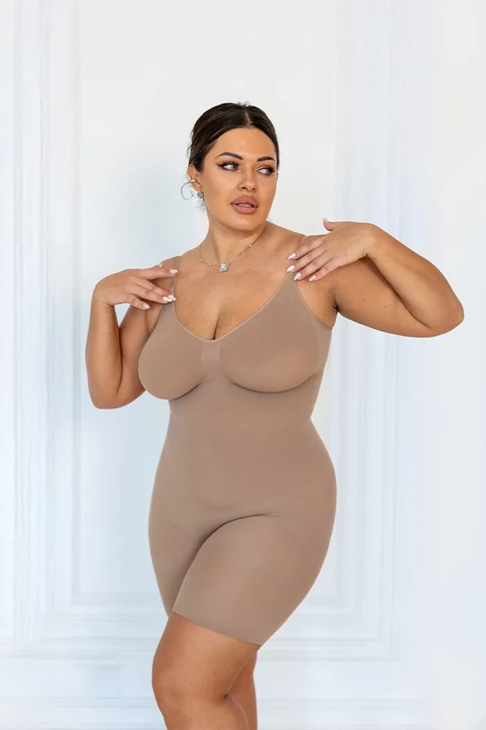 Моделююче Bodysuit з ефектом підтяжки